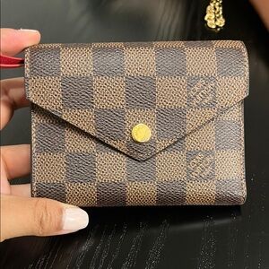Louis Vuitton Damier Ebene Victorine Wallet
